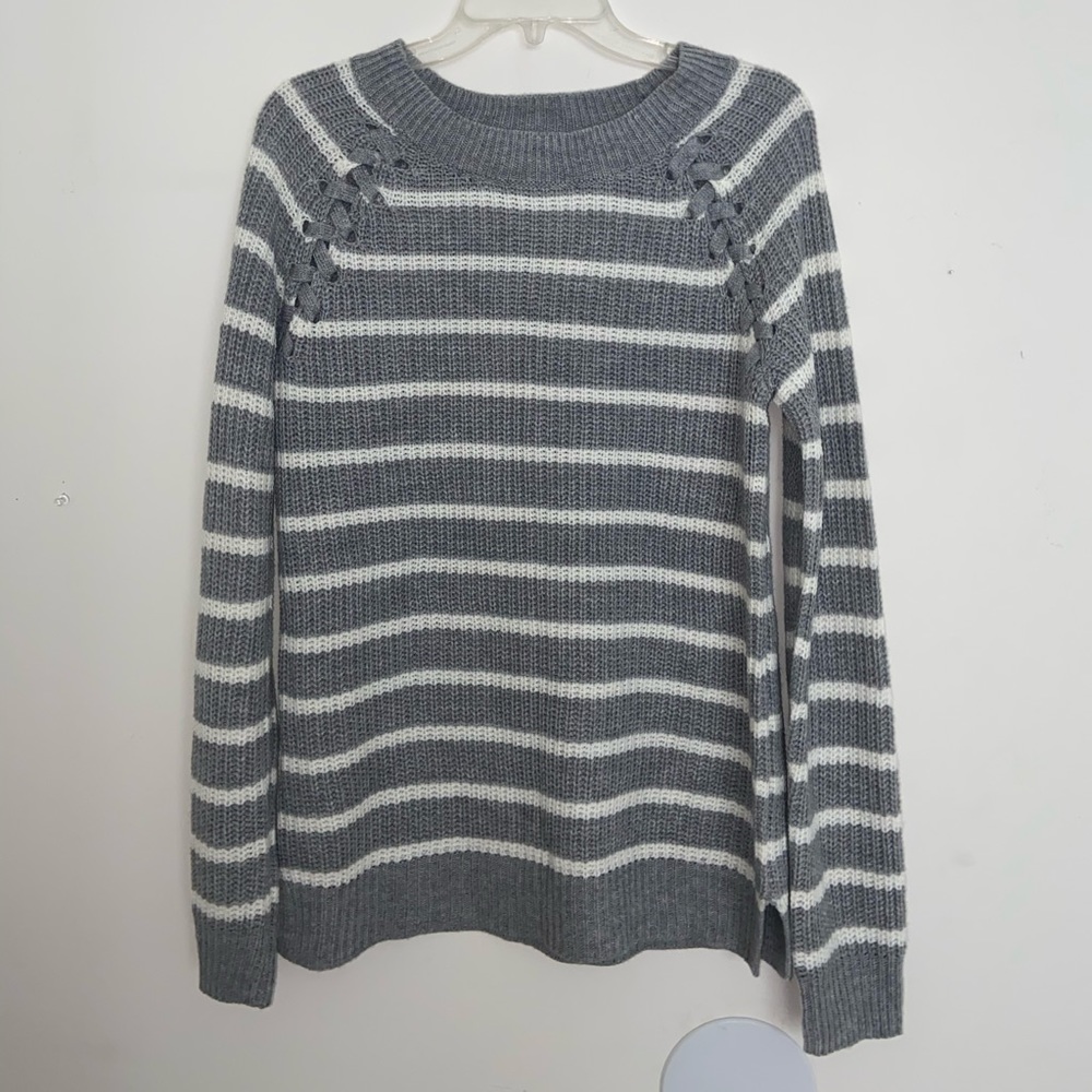 cute and cozy sweater!